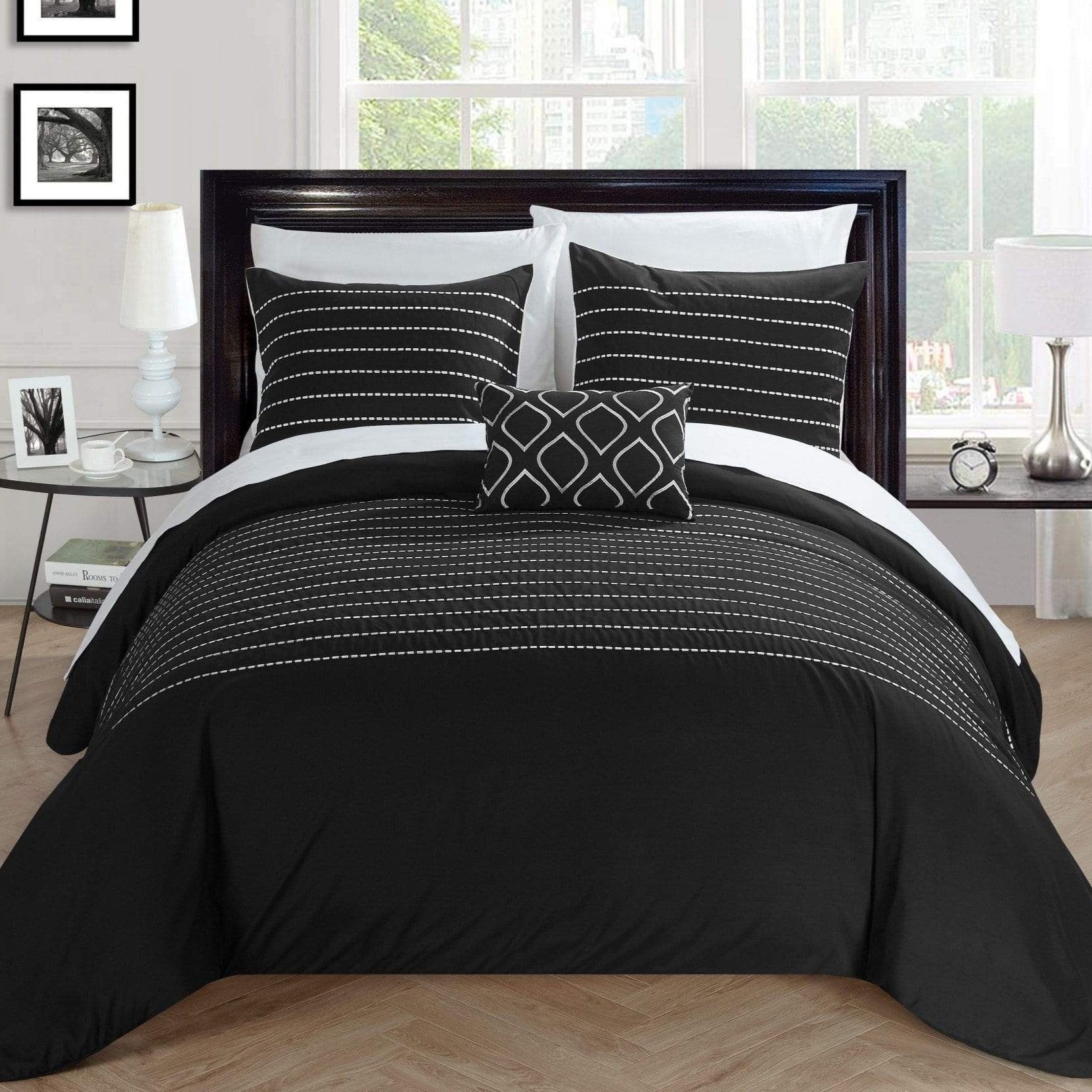 Bea 4 Piece Embroidered Duvet Cover Set