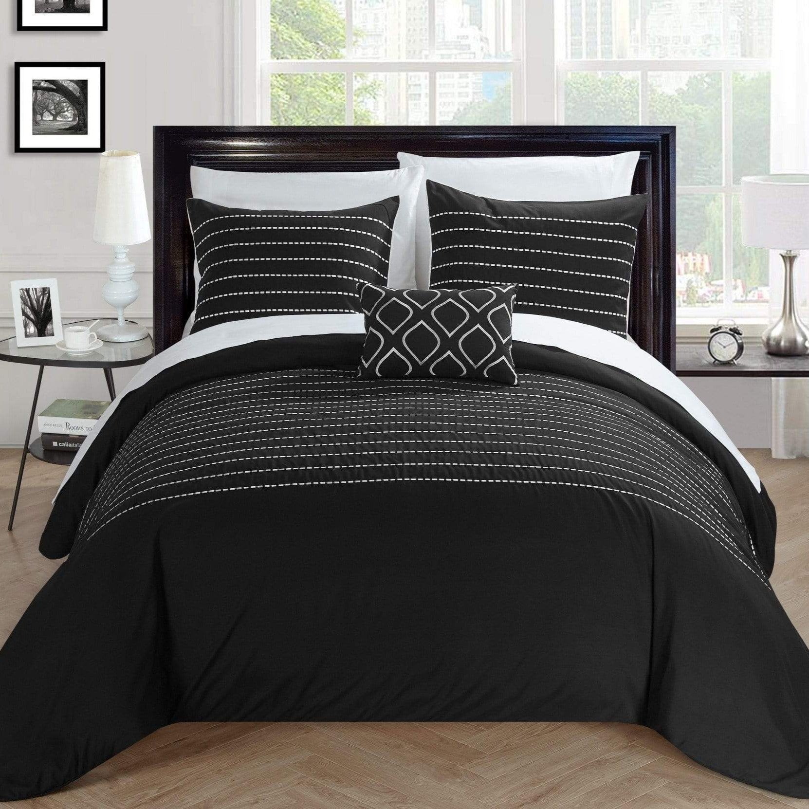 Bea 8 Piece Embroidered Duvet Cover Set