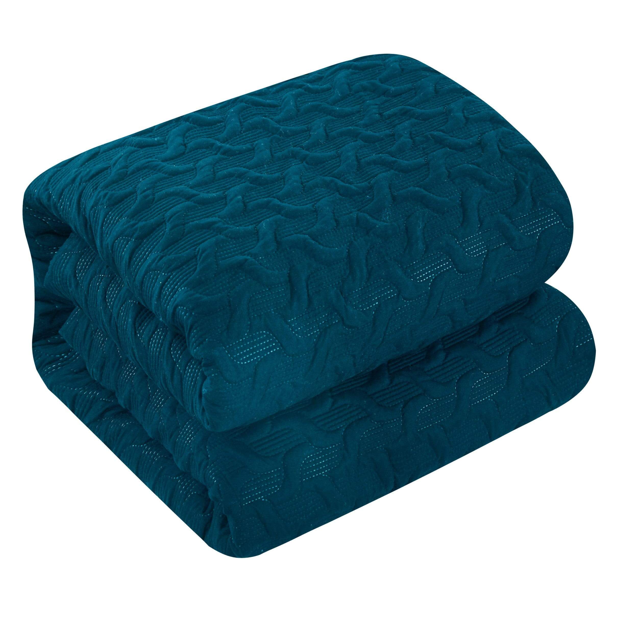 Jazmine 3 Piece Embossed Comforter Set